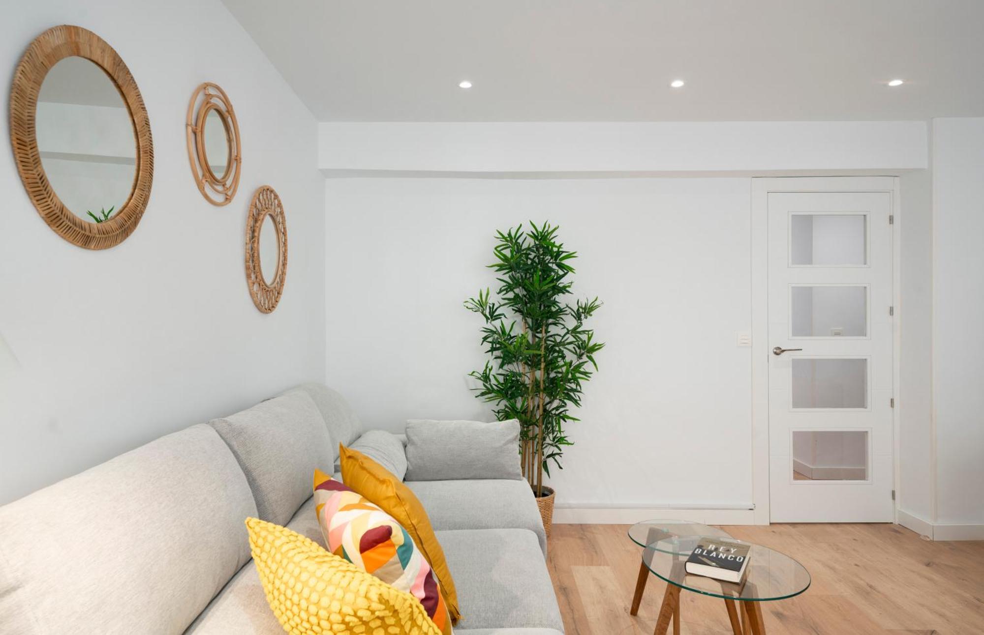 Ronda Suites Junto Estacion Tren Y Hospitales Granada Buitenkant foto